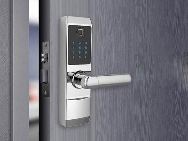 站前24小时上门开锁公司