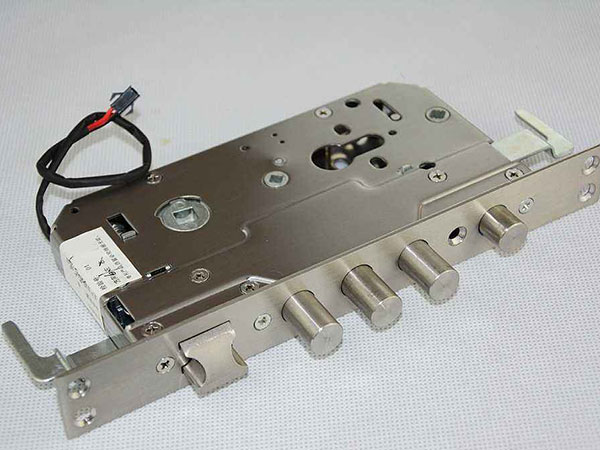 站前24小时上门开锁公司