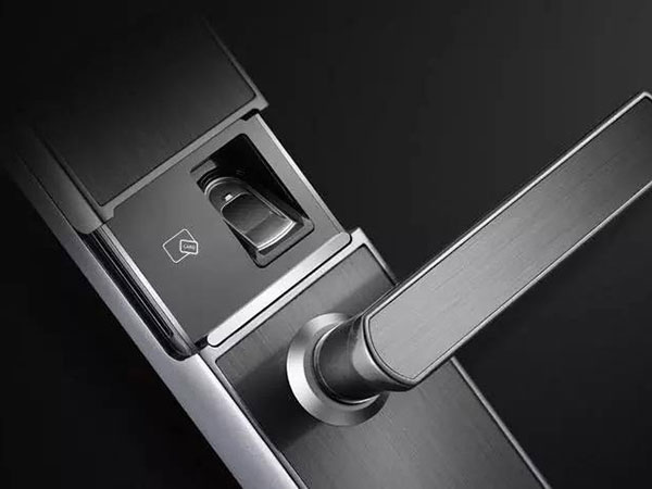 站前24小时上门开锁公司